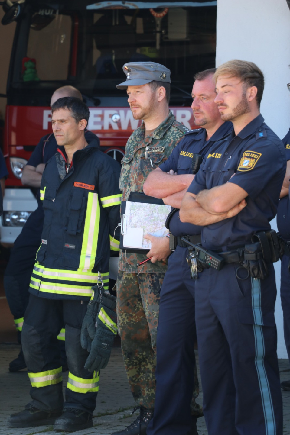 Zivil Milit Rische Zusammenarbeit Zwischen Salzach Und Waginger See