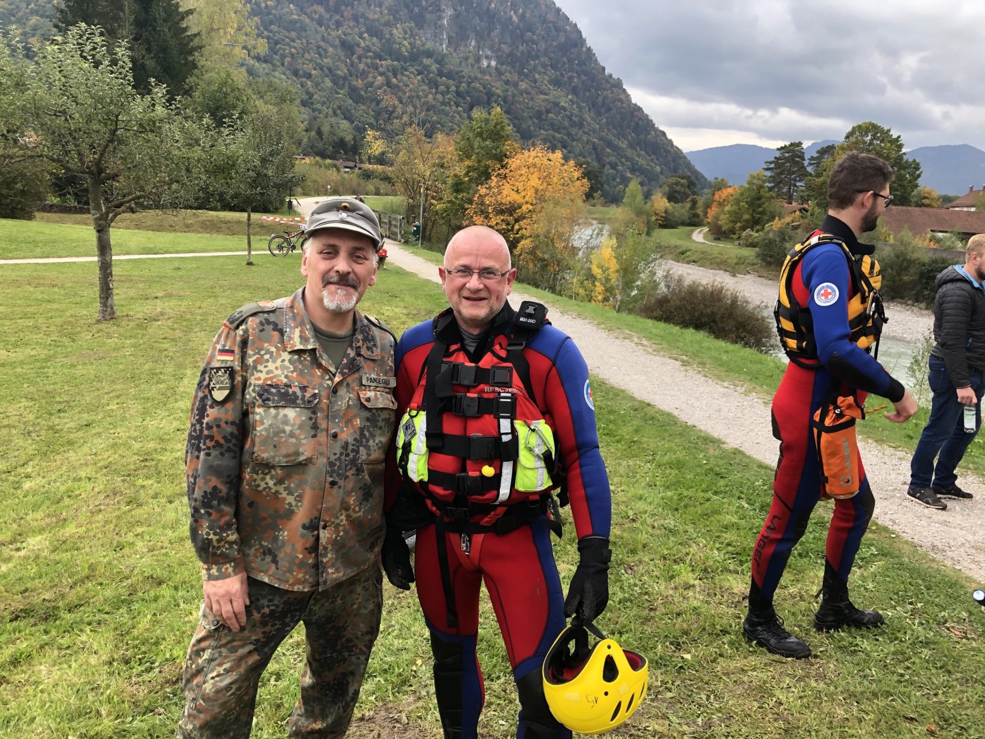 Zivil-Militärische-Zusammenarbeit Am Rand Der Chiemgauer Alpen ...