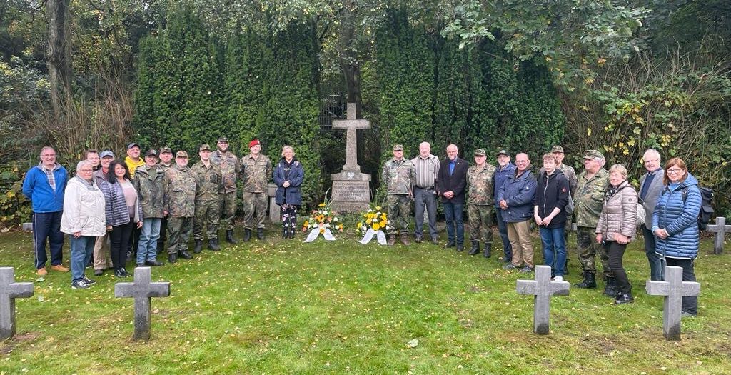 Bewegender Einsatz auf dem polnischen Friedhof in Flensburg