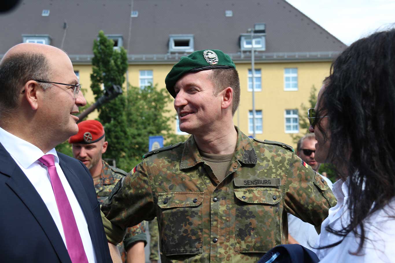 Bundeswehr, Reserve Und Stars Zum Anfassen - Reservistenverband